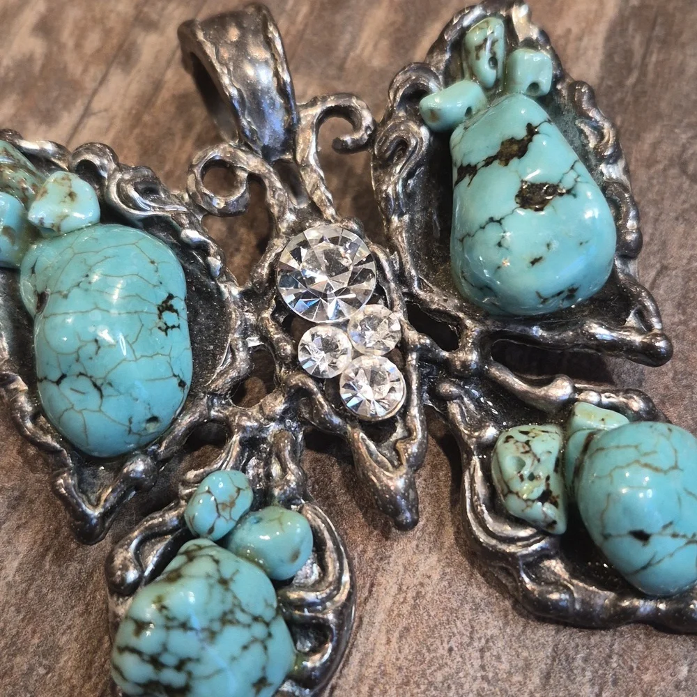 Vtg Turquoise & Rhinestone Embellished Silver Tone Butterfly Necklace Pendant - Picture 4 of 9